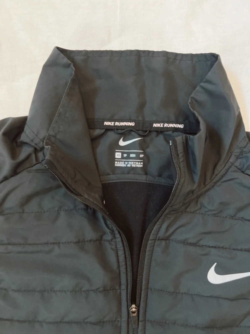 Nike Essential Running‎ Vest